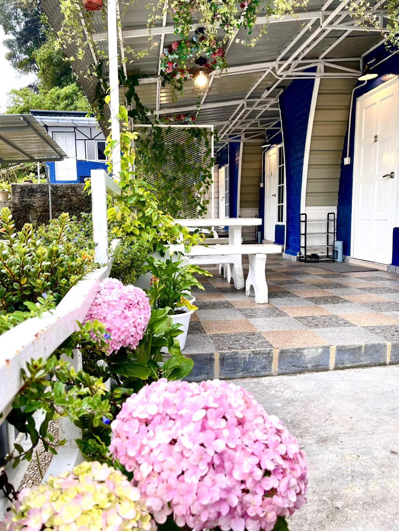 Blue By Pfordten Homestay